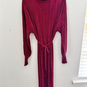 Elegant Red Long-Sleeve Dress